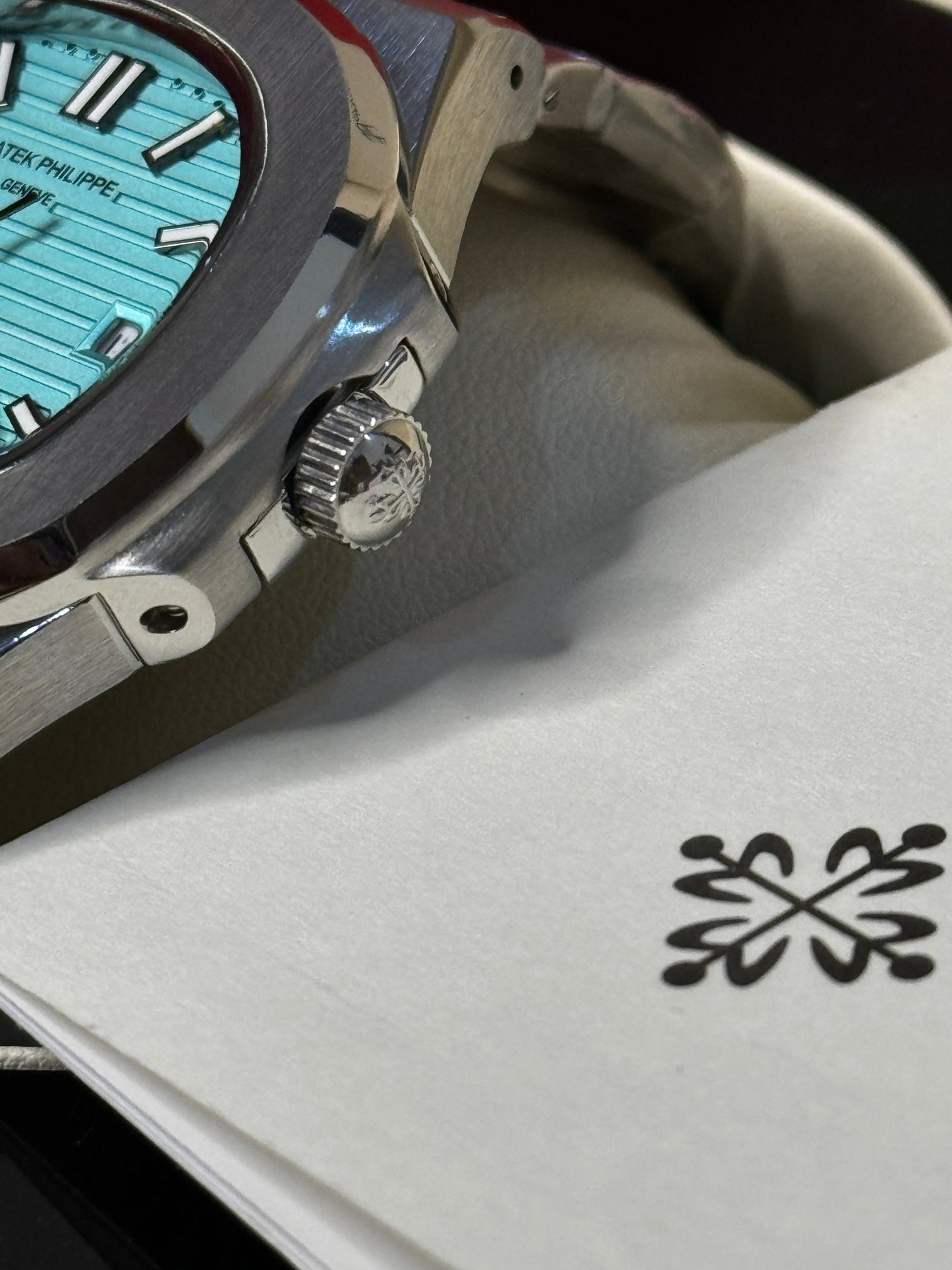 Patek Philippe Geneve Master AAA. Copy